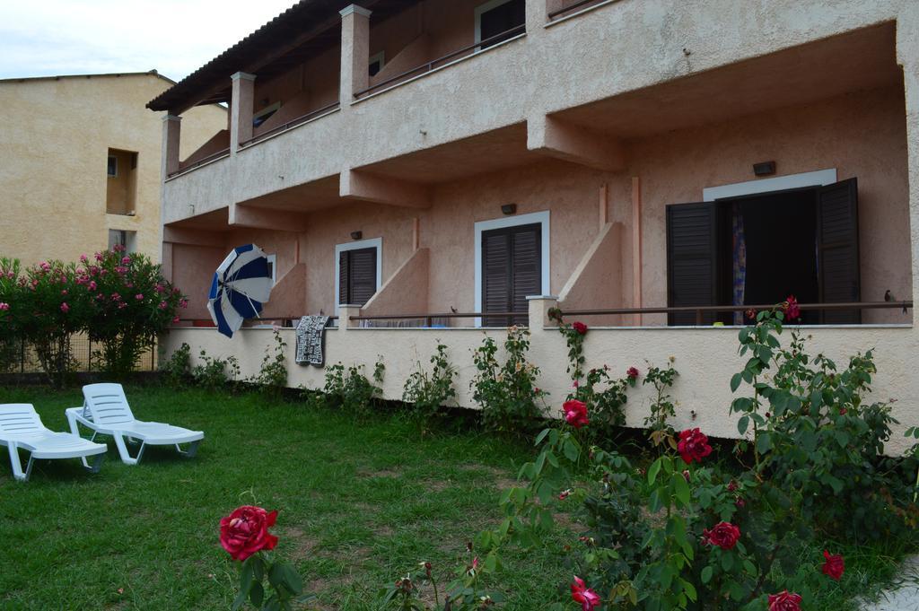 lina studios Mesongí Esterno foto
